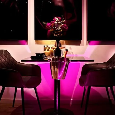 Greyroom Cannes-love Bdsm アパート